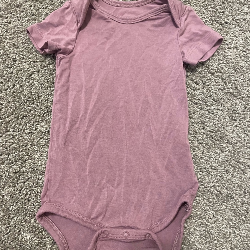Excellent condition. Kyte Baby onesie 3-6mth